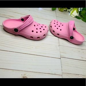 Children’s Crocs - 11
